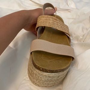 Steve Madden tan sandals